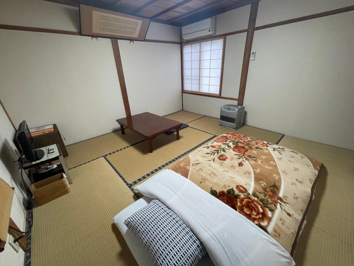 Temple Lodging Shukubo Kakurinbo Minobu Номер фото