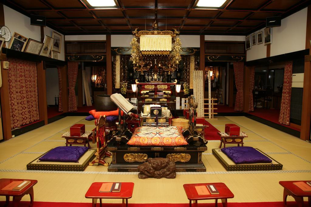 Temple Lodging Shukubo Kakurinbo Minobu Екстер'єр фото